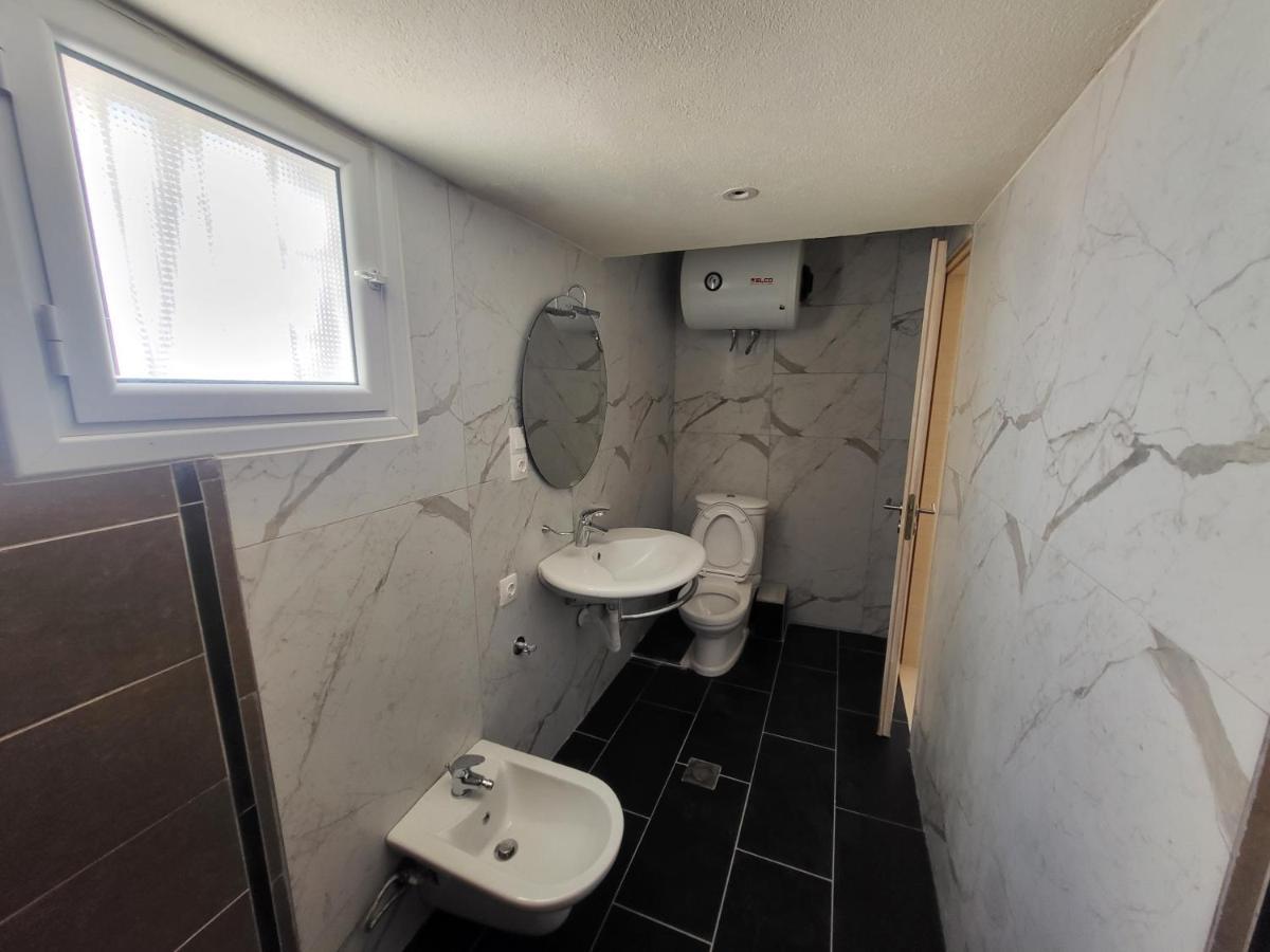 Blue Heaven Apartment Sarandë Eksteriør billede