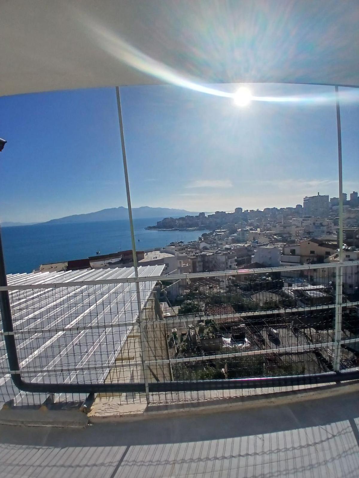 Blue Heaven Apartment Sarandë Eksteriør billede