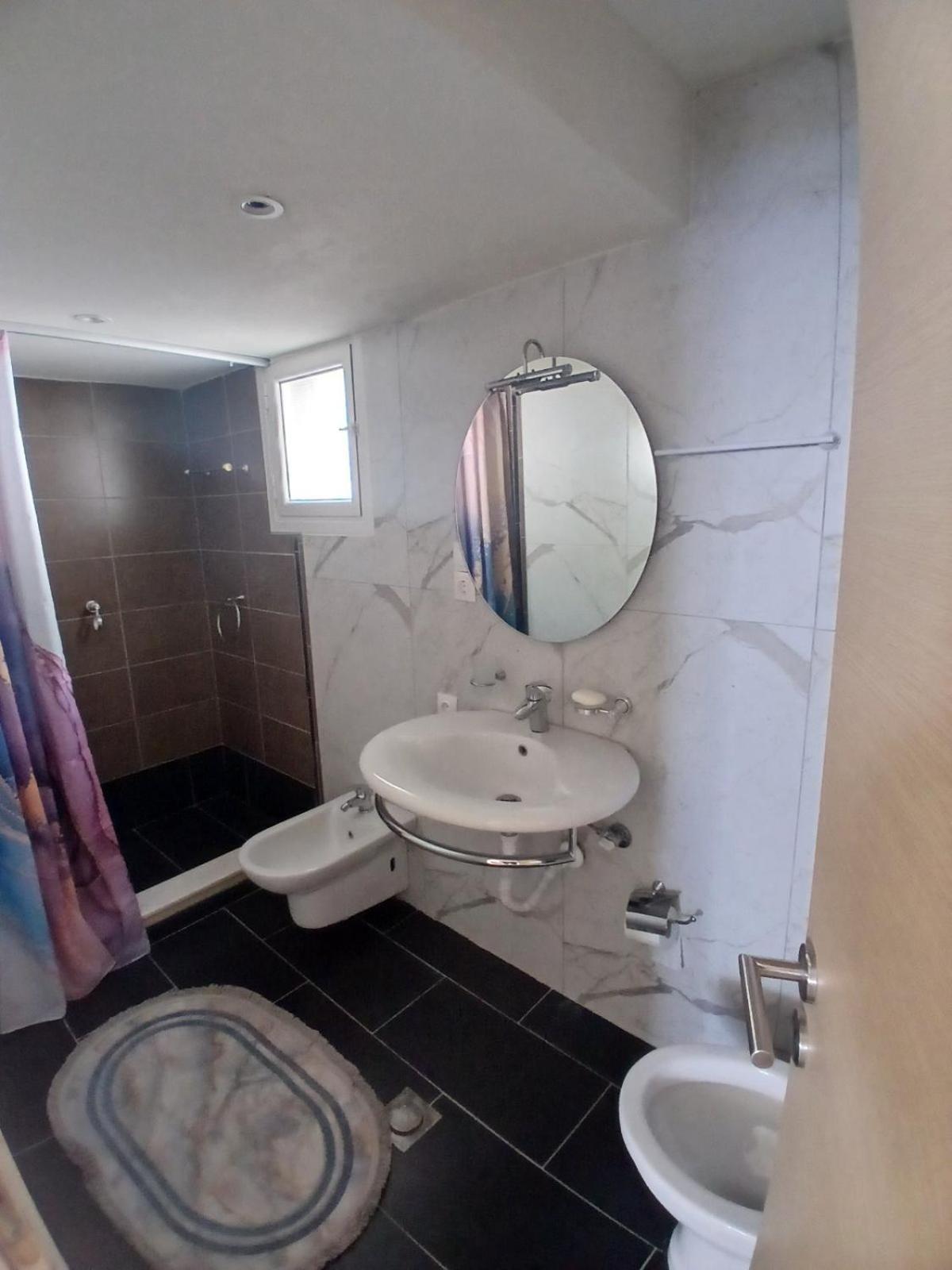 Blue Heaven Apartment Sarandë Eksteriør billede